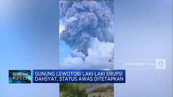 Video: Gunung Lewotobi Laki-laki Erupsi Dahsyat, Status Awas