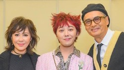 G-Dragon Diapit Chow Yun Fat dan Diva Hong Kong Carina Lau