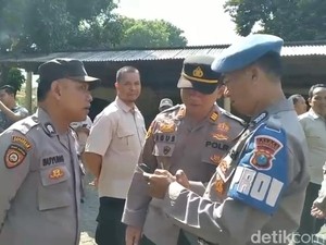 Antisipasi Judi Online, HP Polisi di Pasuruan Dicek Mendadak