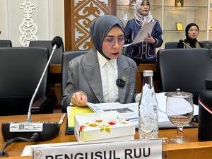 Melly Goeslaw Janji Benahi Carut-Marut Royalti, Desak RUU Hak Cipta