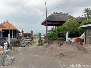 Warga Bongkasa Harap Kasus Fee Proyek Perbekel Tak Ganggu Pembangunan Pura