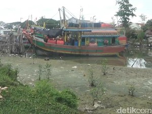 Sungai Kluwut Brebes Dangkal, Nelayan Sambat Kapal Sering Kandas