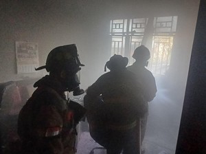 Kebakaran di Gedung DPRD Maros Diduga gegara AC Meledak