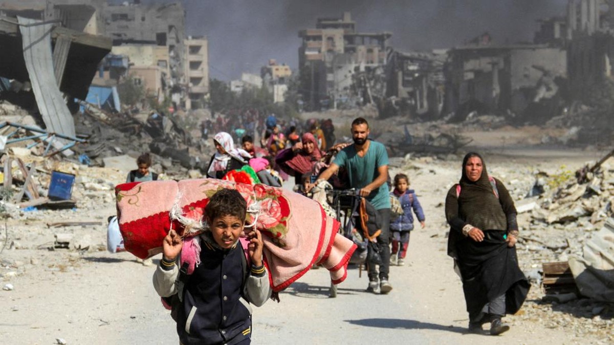 Kekacauan di Gaza: Warga Berjuang Menghindari Teror Serangan Israel