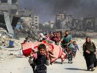 Serangan Israel Makin Gila, Gaza bak Neraka-Warga Evakuasi Diri