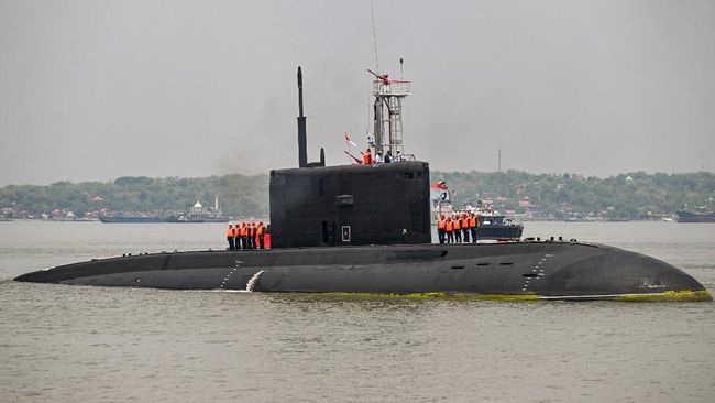 Ada Kapal Selam Nuklir Dekat Pusat Gempa Rusia, Ada yang Terjadi?