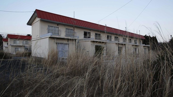 Suasana rumah kosong di Jepang. (AP Photo/Greg Baker)