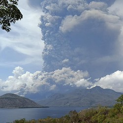 Jaminan Sri Mulyani, APBN Siap Bantu Korban Erupsi Gunung Lewotobi NTT