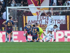 Roma Vs Bologna: Serigala Ibu Kota Tumbang di Kandang 2-3