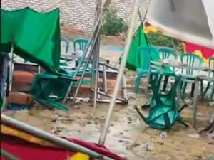Fenomena Hujan Es dan Angin Kencang Terjadi di Sampang, 40 Rumah Rusak