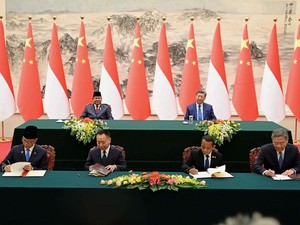 Ikut Prabowo ke China, Bahlil Teken 2 Kerja Sama di Sektor Mineral