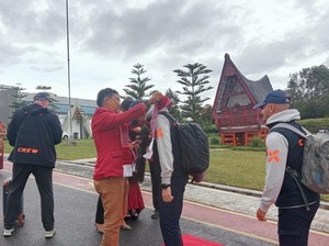 Sambut Atlet Aquabike, InJourney Airport Tampilkan Seni Budaya di Bandara