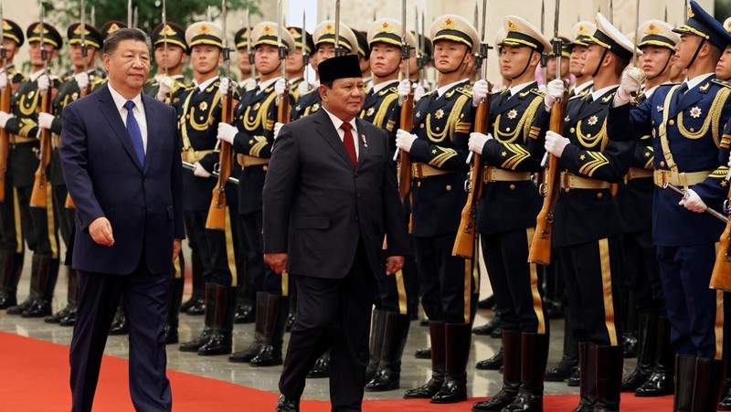 Presiden RI Prabowo Subianto bertemu Presiden China Xi Jinping di Beijing. (REUTERS/Florence Lo/Pool)