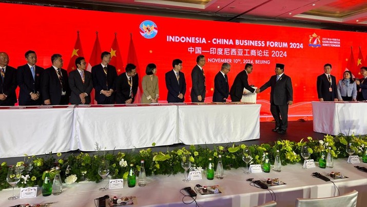 BNBR & Envision MoU PLTS Terapung dan PLTB