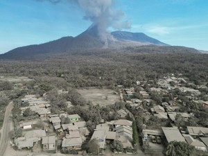 2 Tahun Berlalu Huntap Korban Erupsi Lewotobi Tak Kunjung Dibangun, Kenapa?