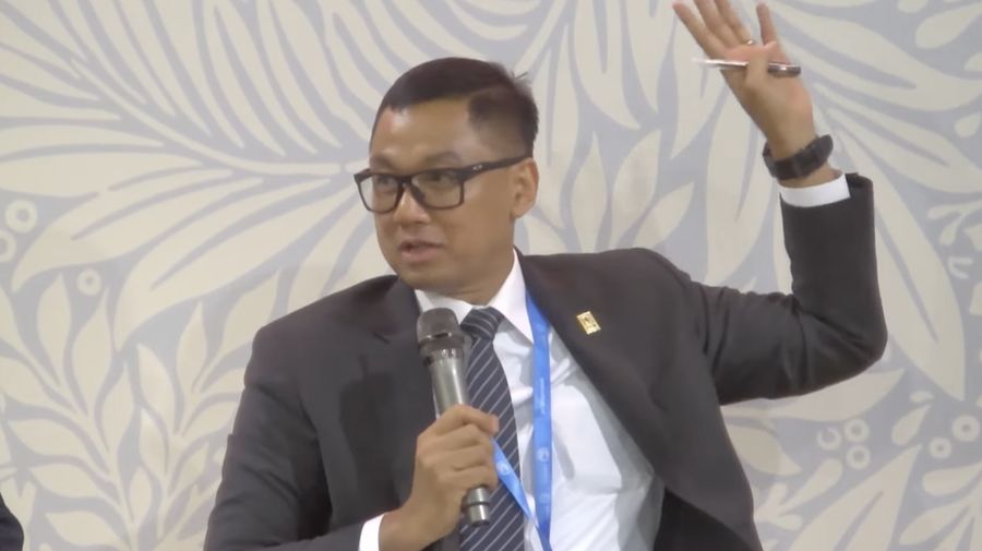 Dirut PLN Darmawan Prasodjo dalam acara Indonesia Pavilion. (Tangkapan layar Youtube COP UNFCCC - Indonesia Pavilion)