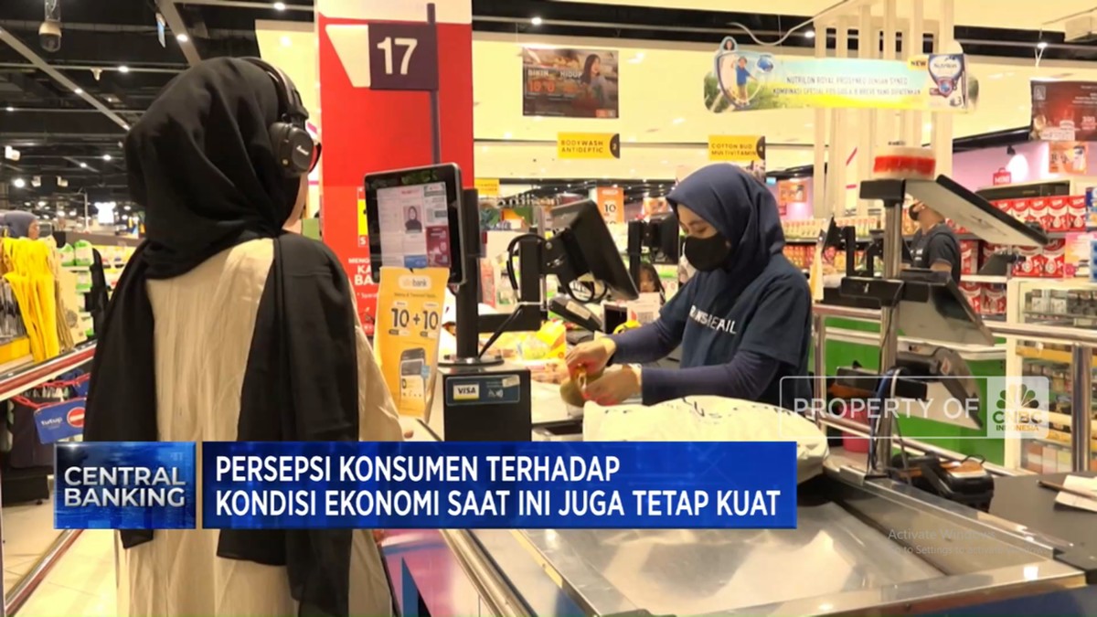 Video: IKK RI Oktober Turun Drastis ke 121,1 - Rekor Terendah Sejak 2022!