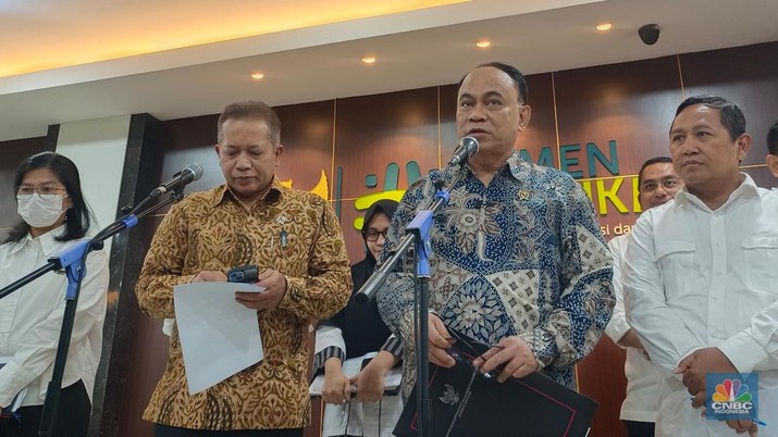 Menkop Budi Arie. (CNBC Indonesia/Martyasari Rizky)