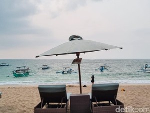 Asap Ganja yang Picu Bentrok Turis dan Warga di Pantai
