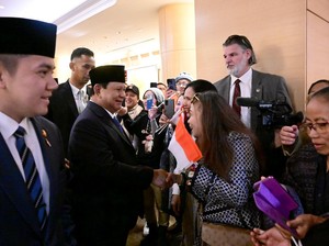 Prabowo Disambut Meriah oleh WNI Saat Tiba di Washington DC