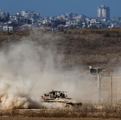 10 Update Perang Arab: 200 Roket Bom Israel-Kapal Perang AS Dirudal