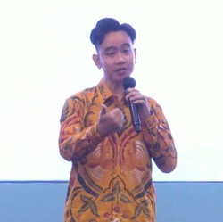 Gibran Bakal Tinjau Lokasi Bencana Erupsi Gunung Lewotobi