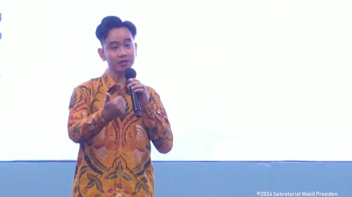 Wakil Presiden (Wapres) Gibran Rakabuming Raka memberikan sambutan dalam Rakor Evaluasi Kebijakan Pendidikan Dasar dan Menengah, Jakarta, Senin (11/11/2024). (Tangkapan Layar Youtube Wakil Presiden Republik Indonesia)