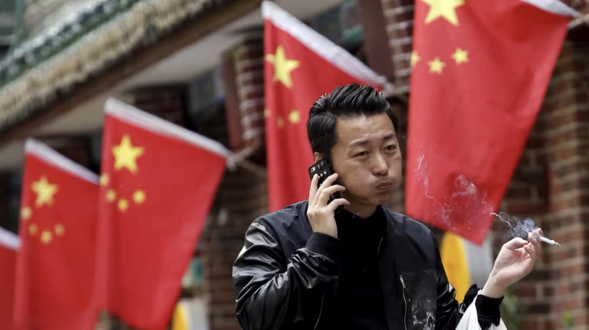 Wow! Tembakau China: Konsumsi Rokok Mencapai Angka Mencengangkan 2,44 Triliun Batang Per Tahun!
