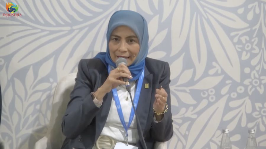 Direktur Keuangan PLN Sinthya Roesly dalam acara. Indonesia Pavilion Day 2. (Tangkapan layar Youtube COP UNCCC-Indonesia Pavilion)