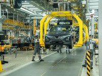 Upaya Mobil Listrik Buatan Vietnam Melawan Perubahan Iklim