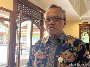 Ini Isi Surat Gibran yang Tak Ditanggapi Nadiem, Ada soal Zonasi-UN