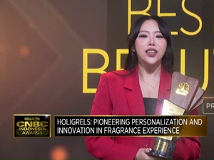 Video: Jadi Pioneer Parfum DIY, Holigrels Raih Penghargaan Ini
