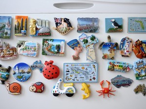 Mengapa Magnet Kulkas jadi Magnet Bagi Wisatawan yang Cari Oleh-oleh?