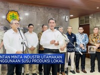 Video: Mentan Tegas Minta Industri Utamakan Susu Produksi Lokal