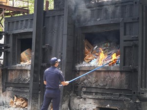 5,9 Juta Batang Rokok Ilegal Senilai Rp 8,25 M Dimusnahkan
