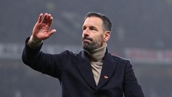Van Nistelrooy Resmi Latih Leicester City: Saya Bersemangat