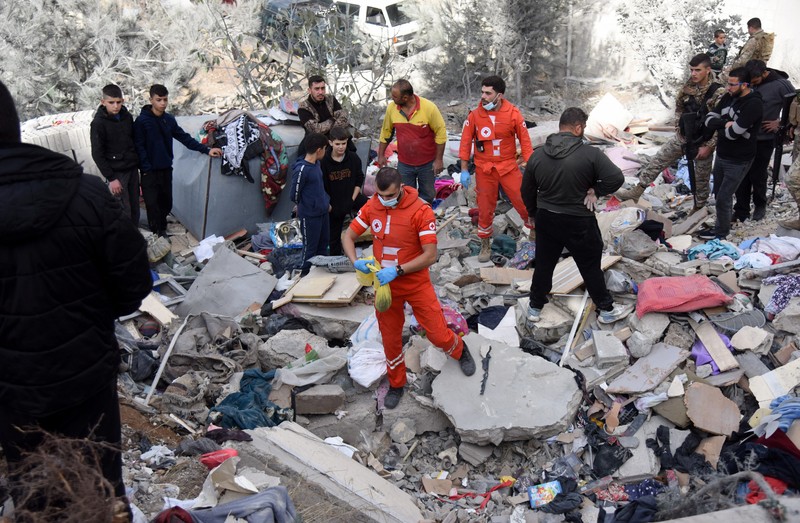 Asap mengepul di atas pinggiran selatan Beirut, setelah serangan Israel, di tengah permusuhan yang sedang berlangsung antara Hizbullah dan pasukan Israel, seperti yang terlihat dari Baabda, Lebanon 12 November 2024. (REUTERS/Adnan Abidi) Asap mengepul di atas pinggiran selatan Beirut, setelah serangan Israel, di tengah permusuhan yang sedang berlangsung antara Hizbullah dan pasukan Israel, seperti yang terlihat dari Baabda, Lebanon 12 November 2024. (REUTERS/Adnan Abidi)