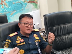 Dampak Erupsi Gunung Lewotobi: Ribuan Wisatawan Dievakuasi dari Labuan Bajo