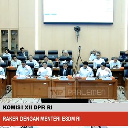 Demi Kerek Lifting, Bahlil Bakal Paksa Kontraktor Migas Lakukan Ini