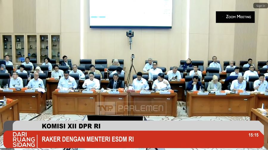 Komisi XII DPR RI raker dental mentor ESDM RI. (Tangkapan layar Youtube Parlemen)