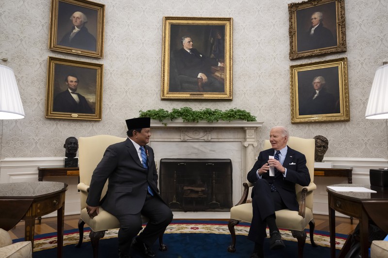 Presiden Joe Biden bertemu dengan Presiden Indonesia Prabowo Subianto, di Gedung Putih di Washington, Selasa, 12 November 2024. Presiden Joe Biden bertemu dengan Presiden Indonesia Prabowo Subianto, di Gedung Putih di Washington, Selasa, 12 November 2024. (AP Photo/Ben Curtis)