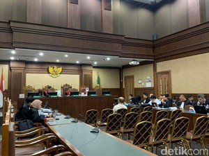 Auditor BPKP Jelaskan Perhitungan Kerugian Rp 300 T di Kasus Timah