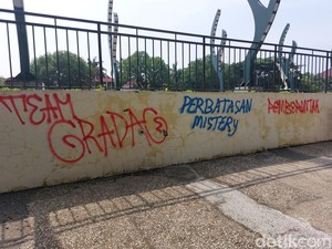 Duh, Taman Pataraksa Cirebon Jadi Sasaran Vandalisme