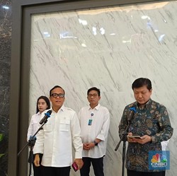 Mendadak Wamenaker Panggil Bos Sritex Rabu Pagi, Ada Apa?