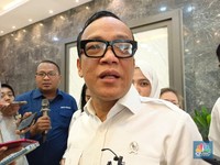 Respons Menohok Wamenaker Soal Sritex Pailit: Mumet-Ada Tangan Setan