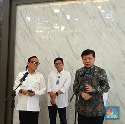 Bos Sritex Sebut Ada Ancaman PHK, Wamenaker Ingatkan Pesan Prabowo
