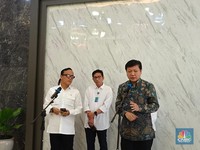 Bos Sritex Sebut Ada Ancaman PHK, Wamenaker Ingatkan Pesan Prabowo