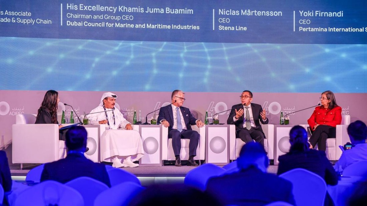 PIS Ungkap Strategi AI dan Tantangan Disrupsi Global di Forum Terbuka!