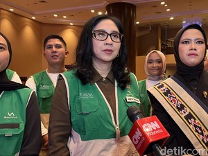 CT Arsa Foundation Berangkatkan 10 Guru Muda ke Pelosok Negeri