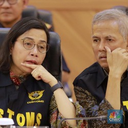 Apa Beda Ilegal, Informal & Underground Economy? Ini Jawab Sri Mulyani